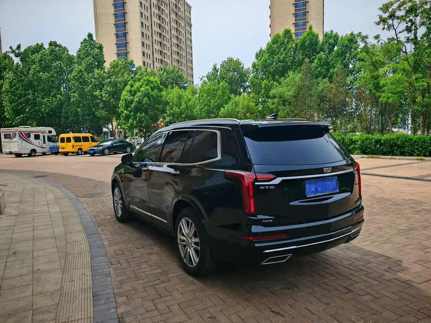 Cadillac XT6 2022 2.0T Six-Seat AWD Luxury 120th Anniversary Limited Edition — миниатюра 24