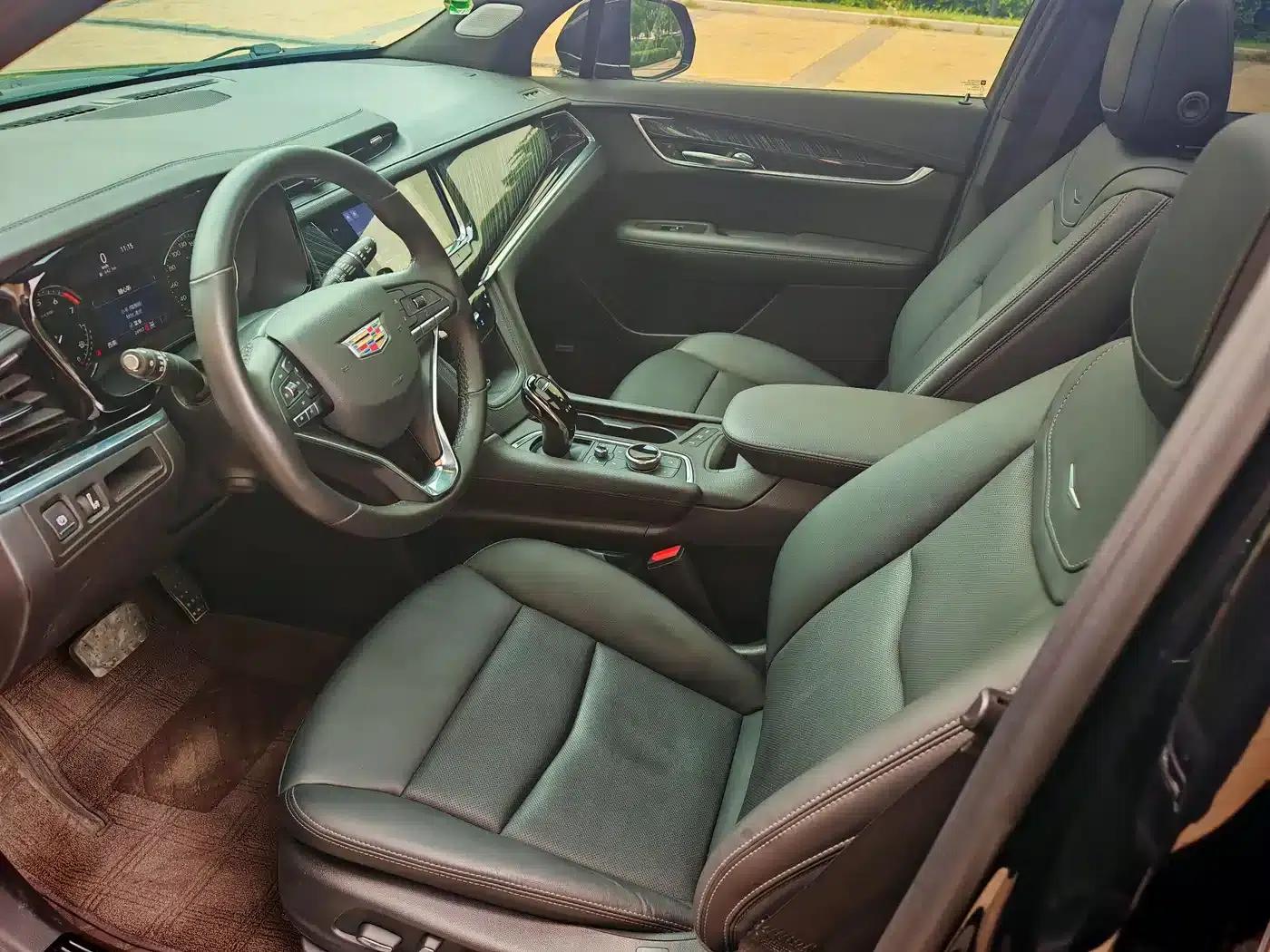 Cadillac XT6 2022 2.0T Six-Seat AWD Luxury 120th Anniversary Limited Edition — миниатюра 7