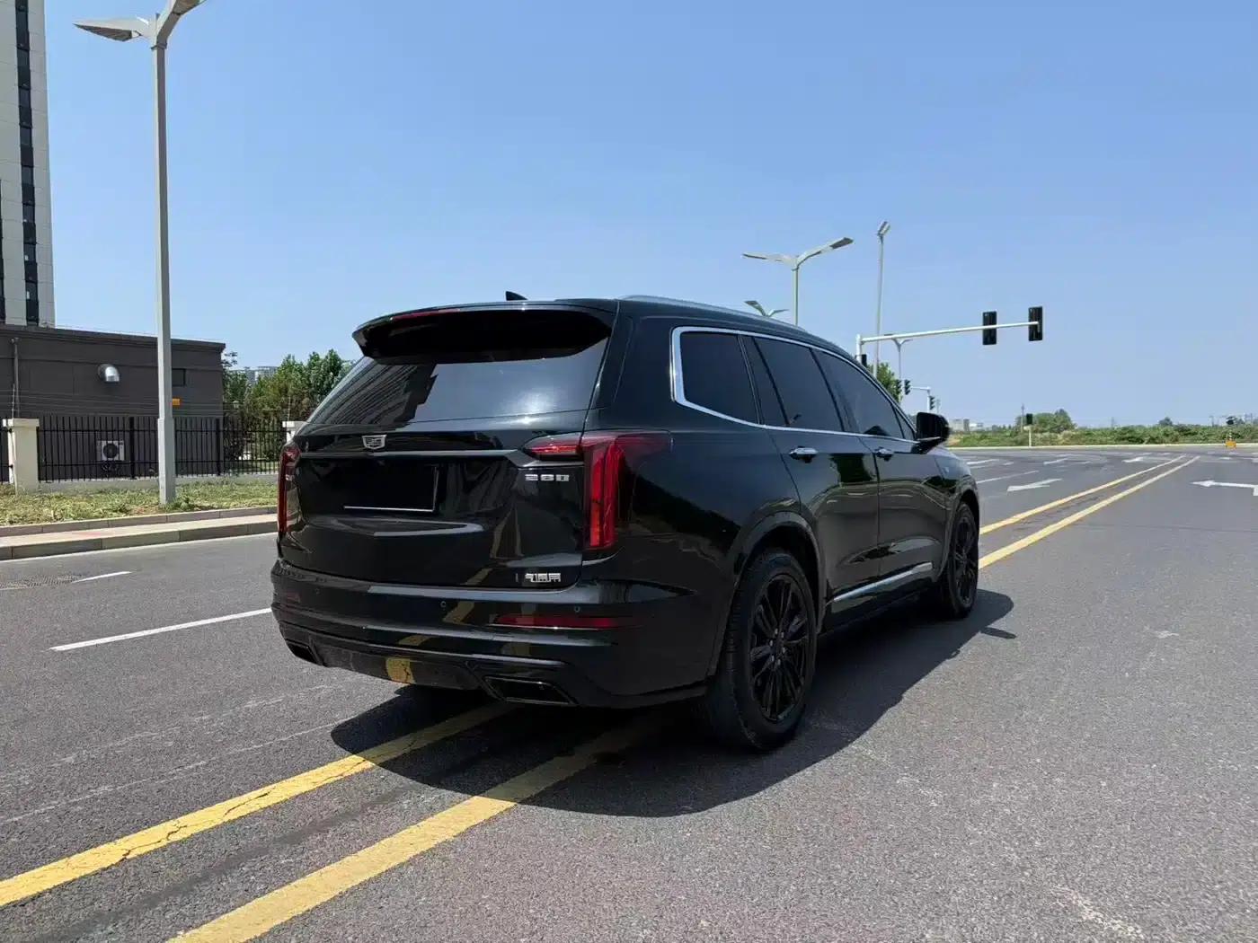 Cadillac XT6 2022 2.0T 7-seater 2WD Luxury — миниатюра 11
