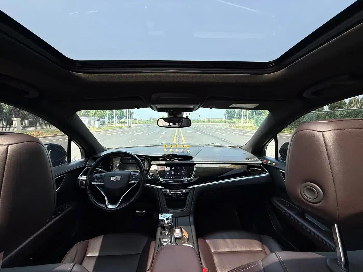 Cadillac XT6 2022 2.0T 7-seater 2WD Luxury — миниатюра 8