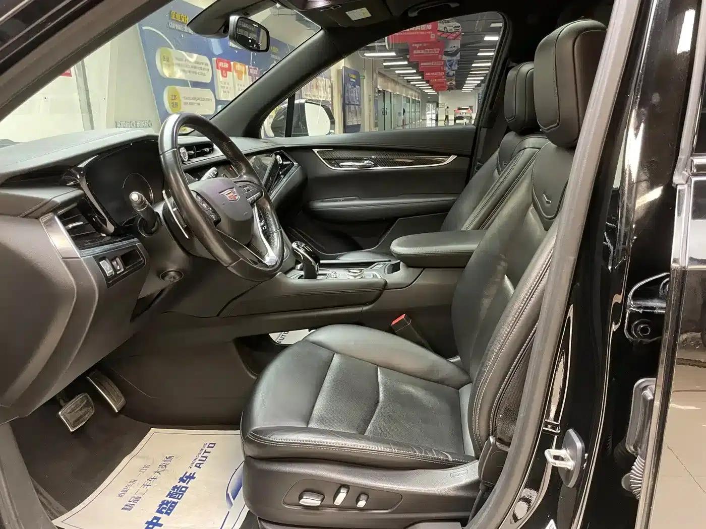 Cadillac XT6 2020 28T Six-Seat Luxury Sport Ultimate Safety Edition — миниатюра 9
