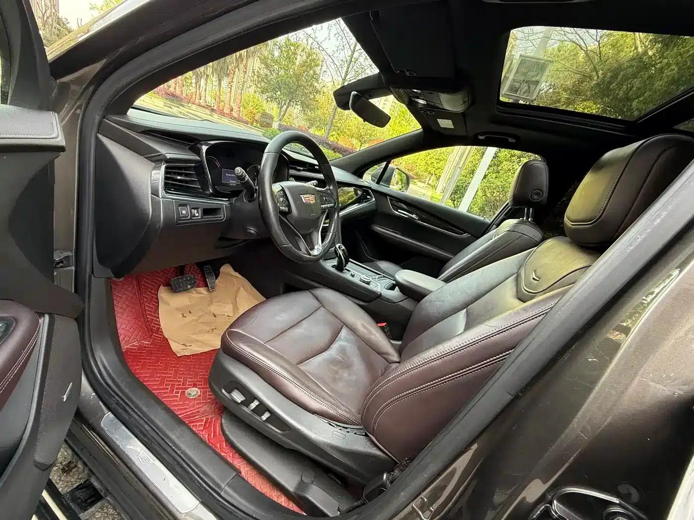 2020 Cadillac XT6 28T 7-Seat Luxury — миниатюра 5