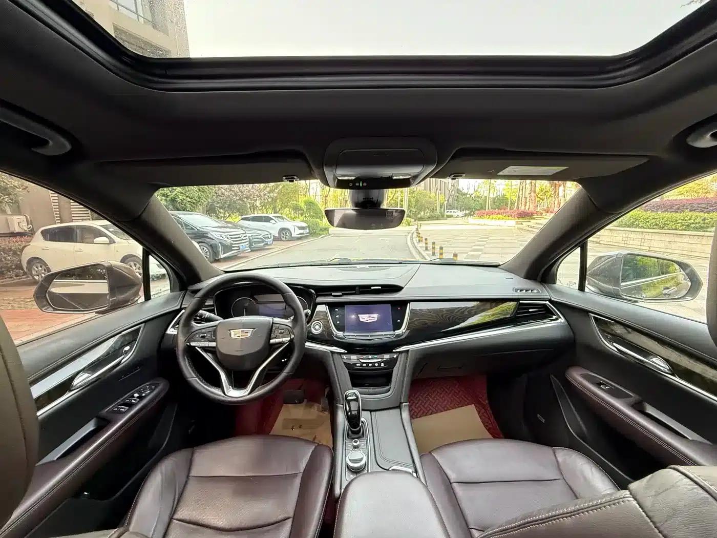 2020 Cadillac XT6 28T 7-Seat Luxury — миниатюра 6