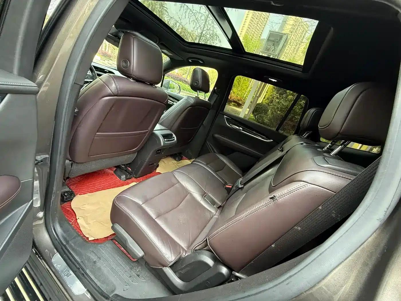 2020 Cadillac XT6 28T 7-Seat Luxury — миниатюра 7