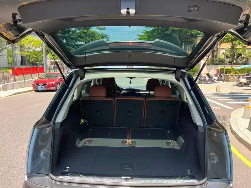 Audi Q7 2022 55 TFSI quattro S line Sport — миниатюра 11
