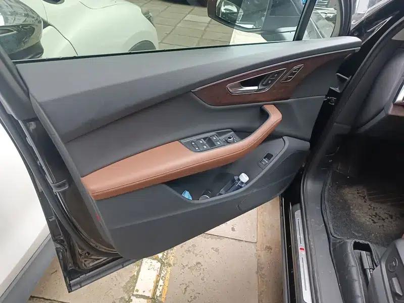 Audi Q7 2022 55 TFSI quattro S line Sport — миниатюра 16