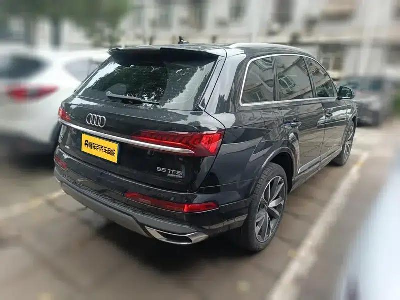 Audi Q7 2022 55 TFSI quattro S line Sport — миниатюра 4