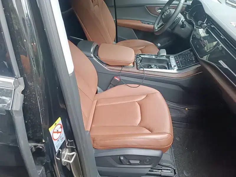 Audi Q7 2022 55 TFSI quattro S line Sport — миниатюра 8