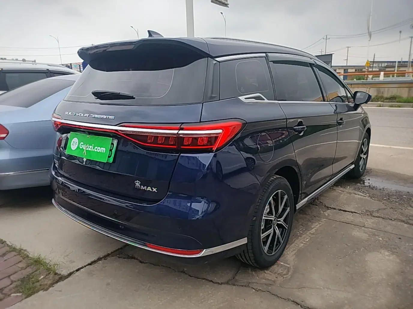 BYD Song MAX New Energy 2022 DM-i 105KM Flagship Model — миниатюра 6