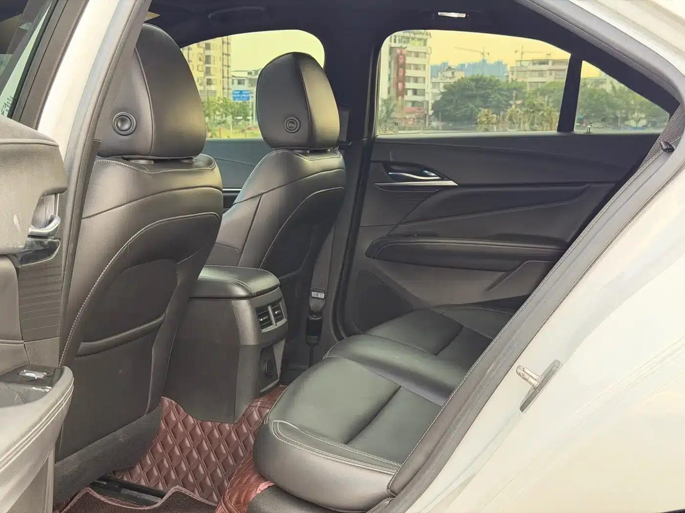 Cadillac CT4 2021 28T Fashion Edition — миниатюра 11