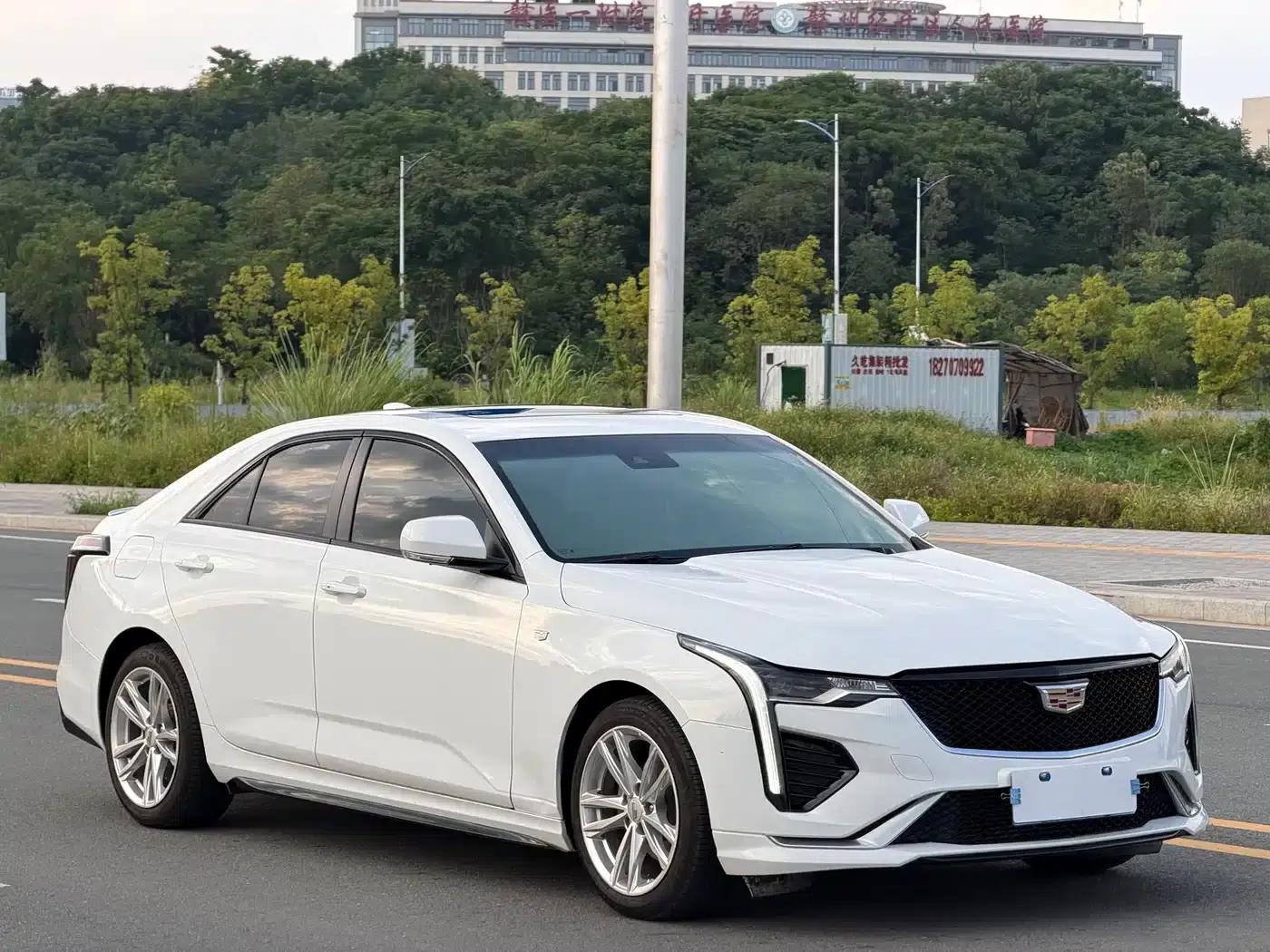 Cadillac CT4 2021 28T Fashion Edition — миниатюра 3