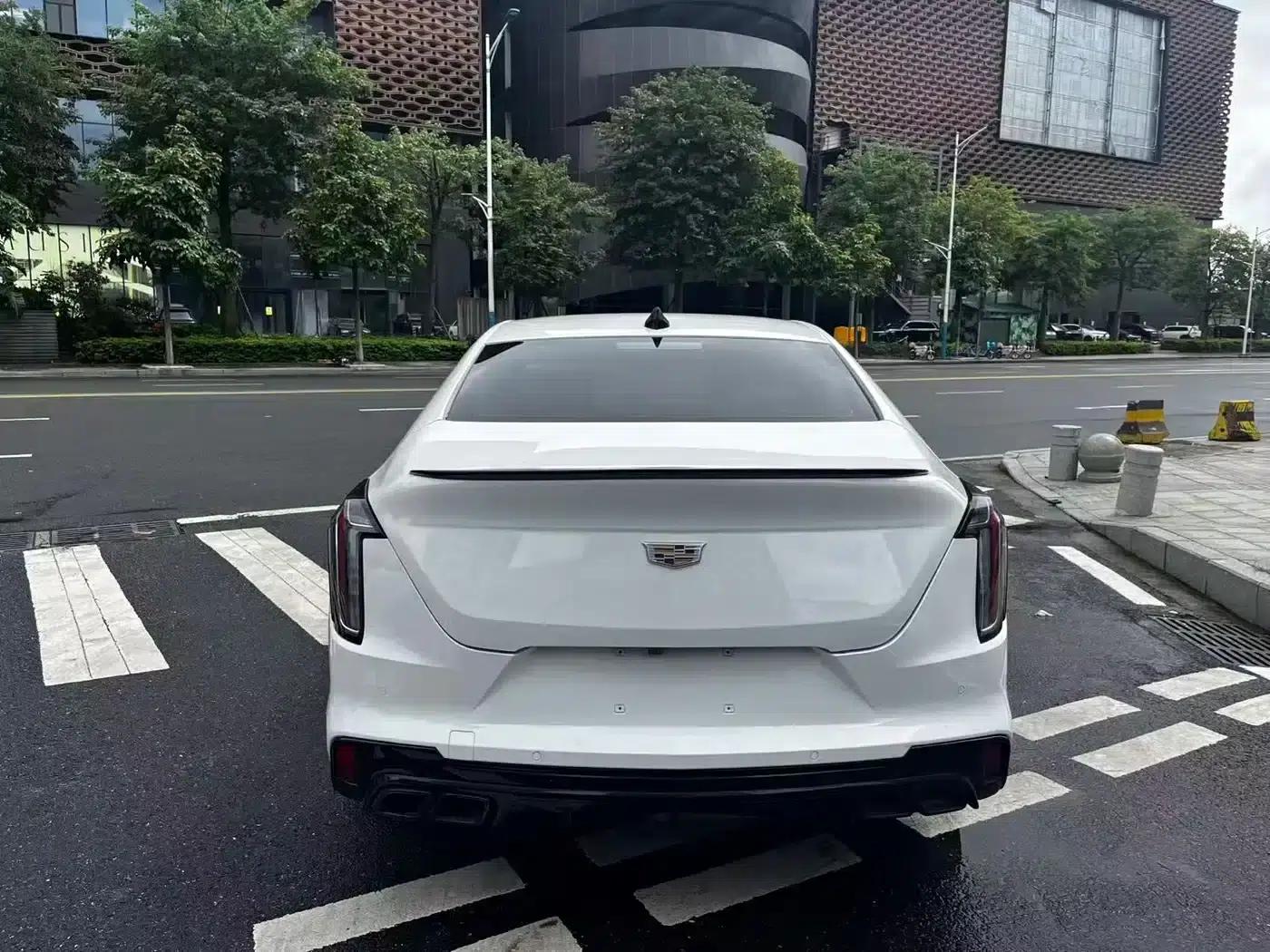 Cadillac CT4 2021 28T Fashion Edition — миниатюра 6
