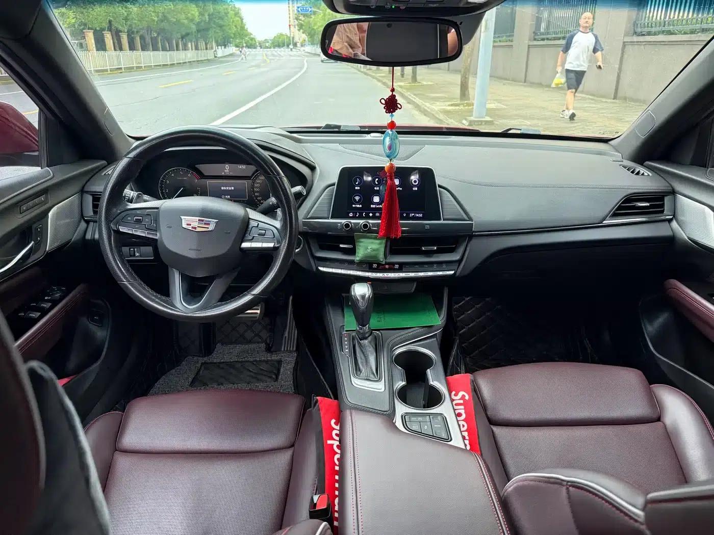 2020 Cadillac CT4 28T Elite — миниатюра 15