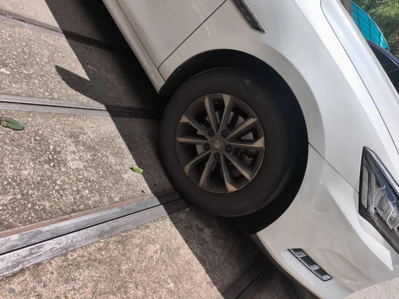 BYD Qin Pro New Energy 2019 DM Super Edition 1.5TI Automatic Smart Connect X-Trail Model China VI Standard — миниатюра 8