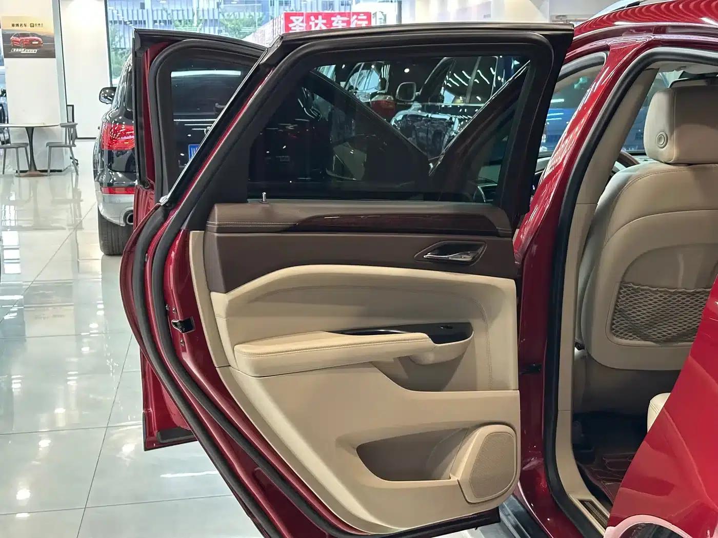 2013 Cadillac SRX 3.0L Luxury — миниатюра 16