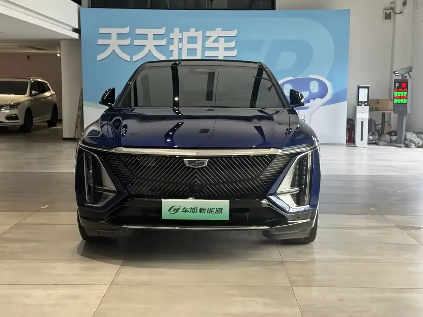 iQ Ruige 2024 Rear-Wheel Drive Standard Range Luxury Edition — миниатюра 2
