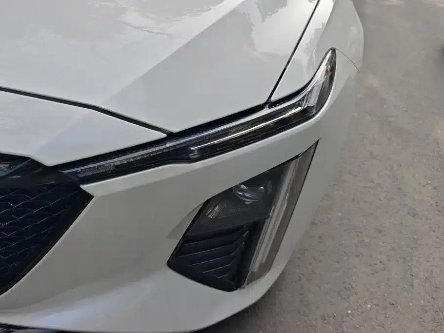 2023 Cadillac GT4 25T Premium — миниатюра 5