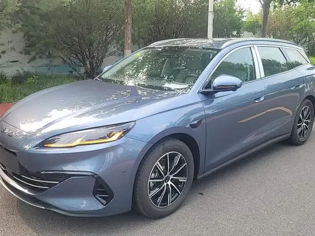 BYD Seal 06 DM-i Touring 2025 DM-i 80KM Prestigious Edition