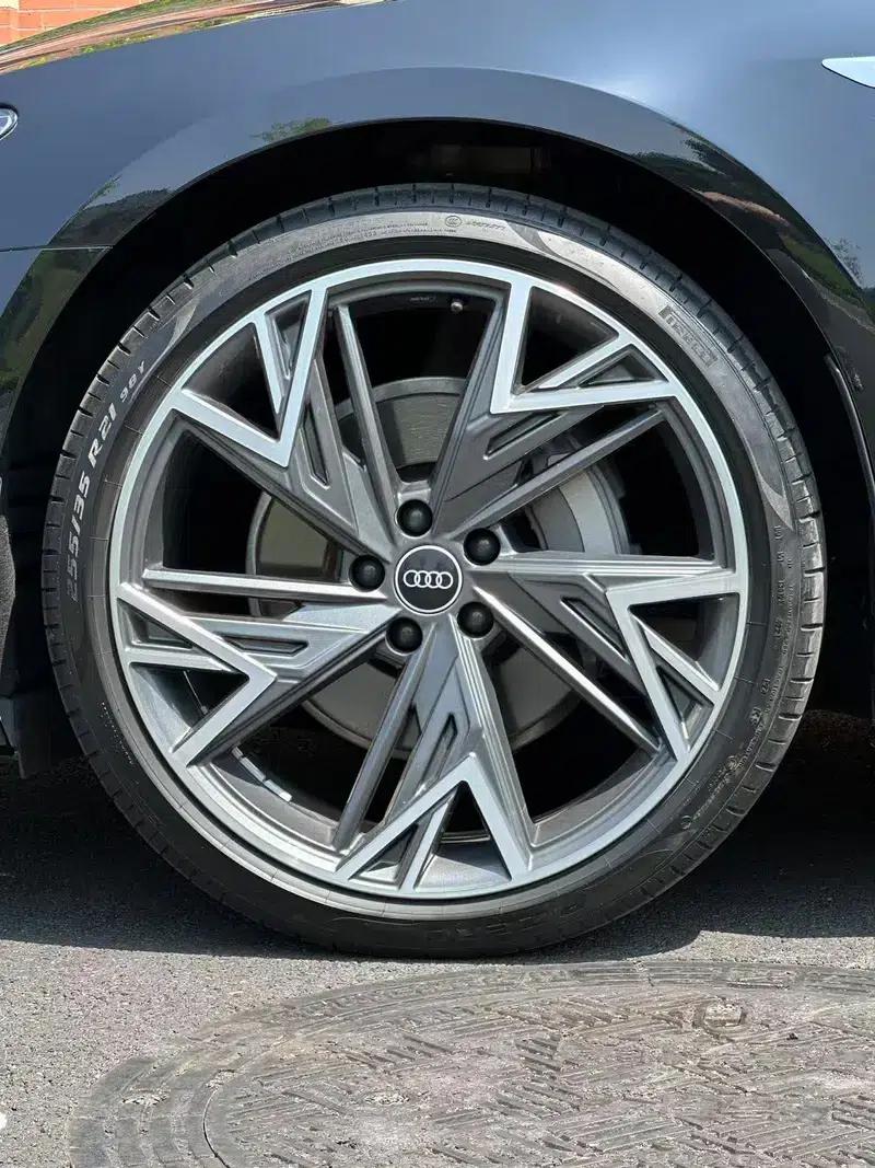 Audi A7L 2022 45 TFSI quattro S-line White Wizard Edition — миниатюра 13