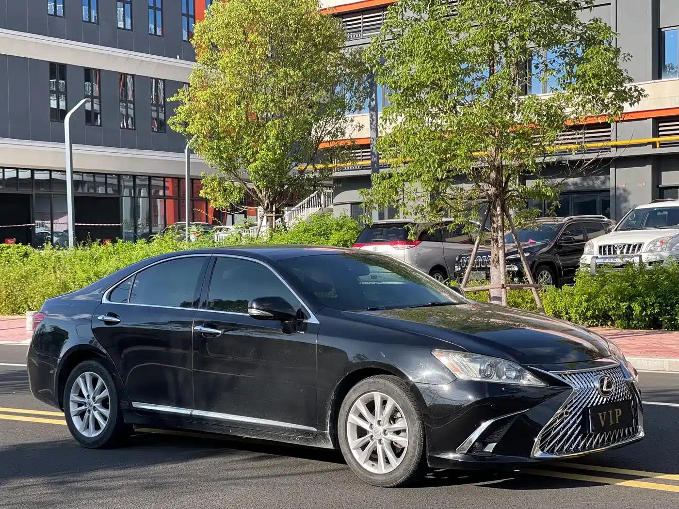Lexus ES 2010 240 Luxury Edition — миниатюра 3
