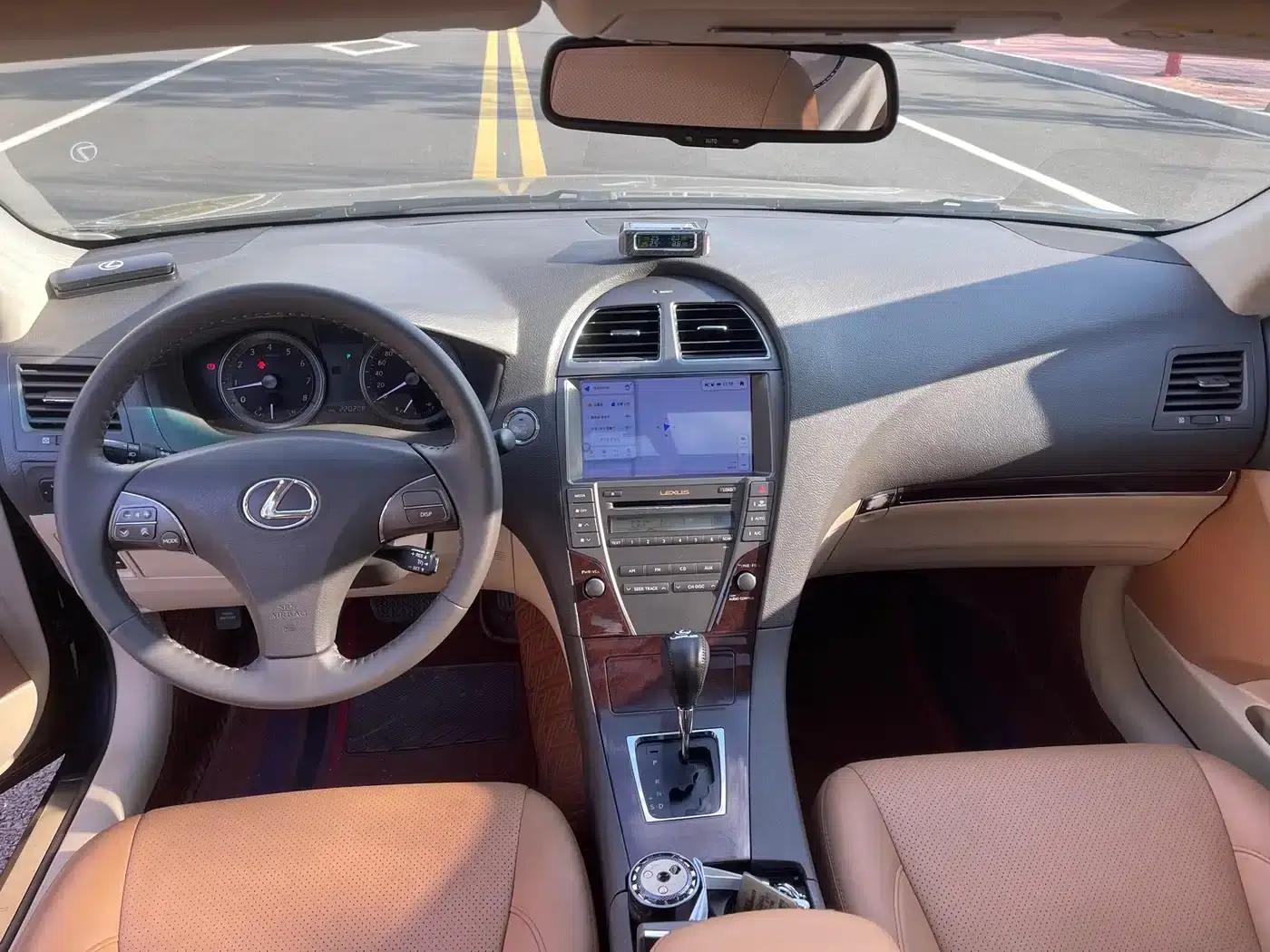 Lexus ES 2010 240 Luxury Edition — миниатюра 6