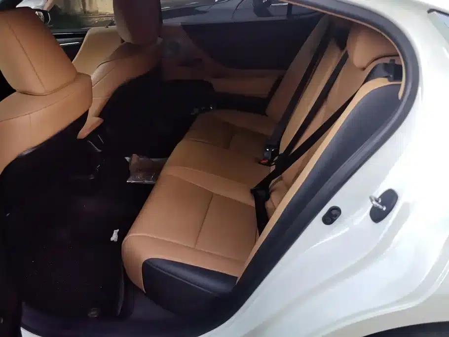 Lexus ES 2022 200 Premium Edition — миниатюра 11