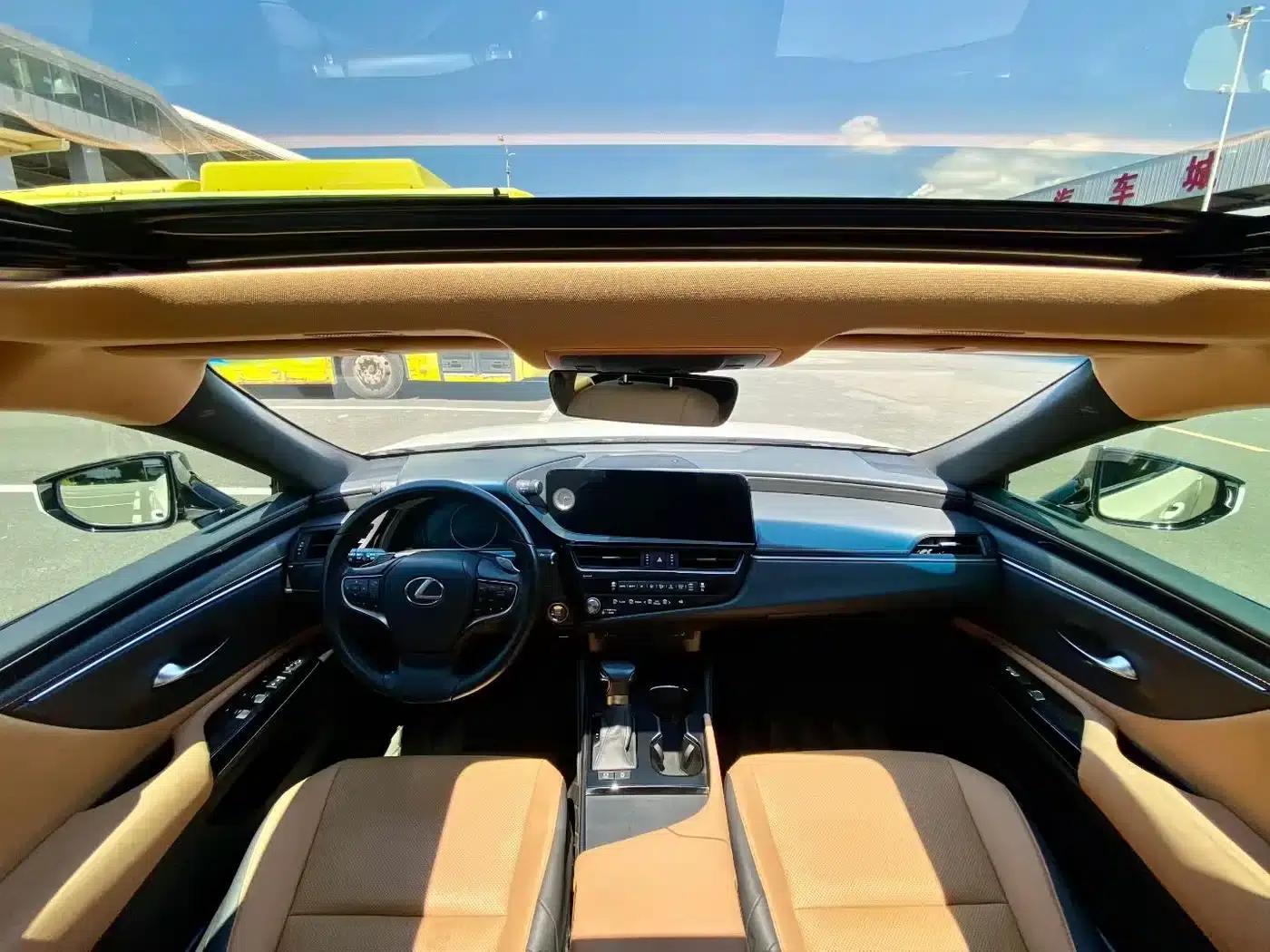 Lexus ES 2023 200 Premium Edition — миниатюра 8
