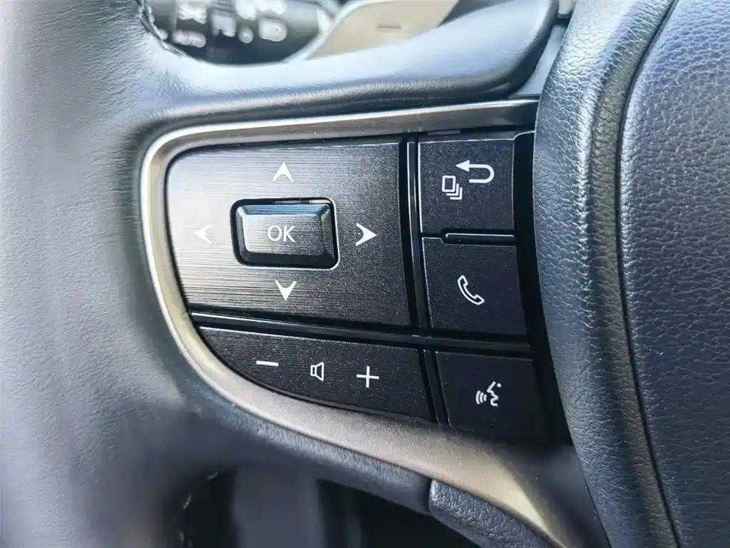 Lexus ES 2022 300h Premium Edition — миниатюра 25