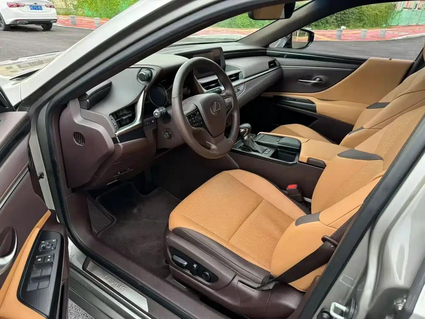 Lexus ES 2018 200 Premium Edition (China V emission standard) — миниатюра 4