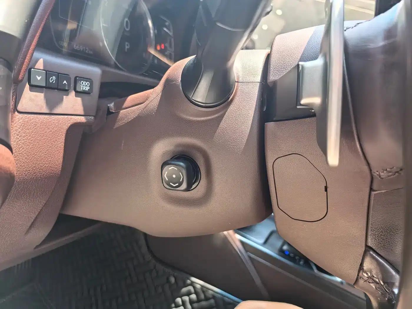 Lexus ES 2021 Model 200 Premium Edition — миниатюра 10