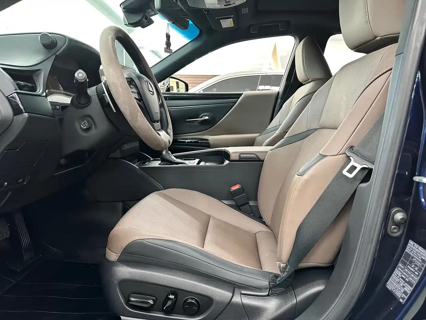 Lexus ES 2023 200 Premium Edition — миниатюра 12