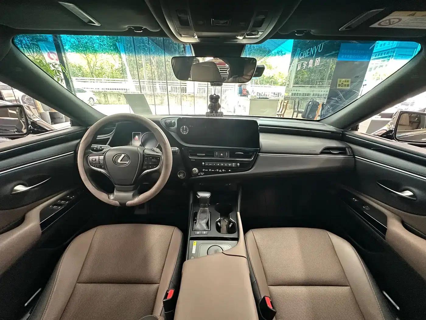 Lexus ES 2023 200 Premium Edition — миниатюра 14