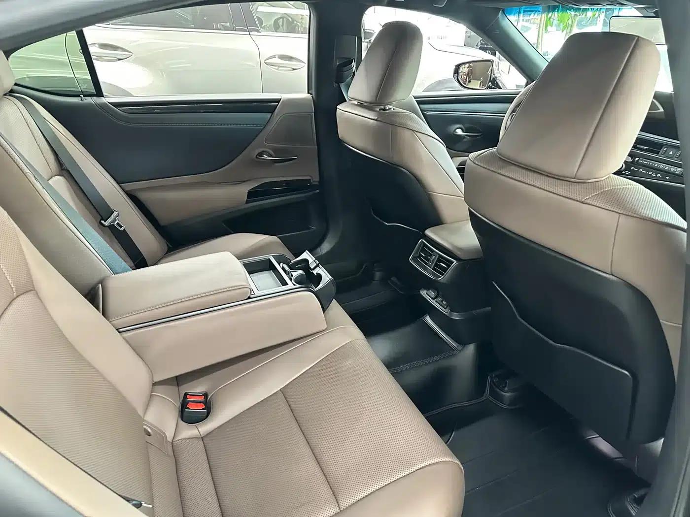Lexus ES 2023 200 Premium Edition — миниатюра 16