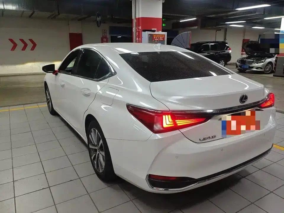 Lexus ES 2021 Model 200 Premium Edition — миниатюра 4