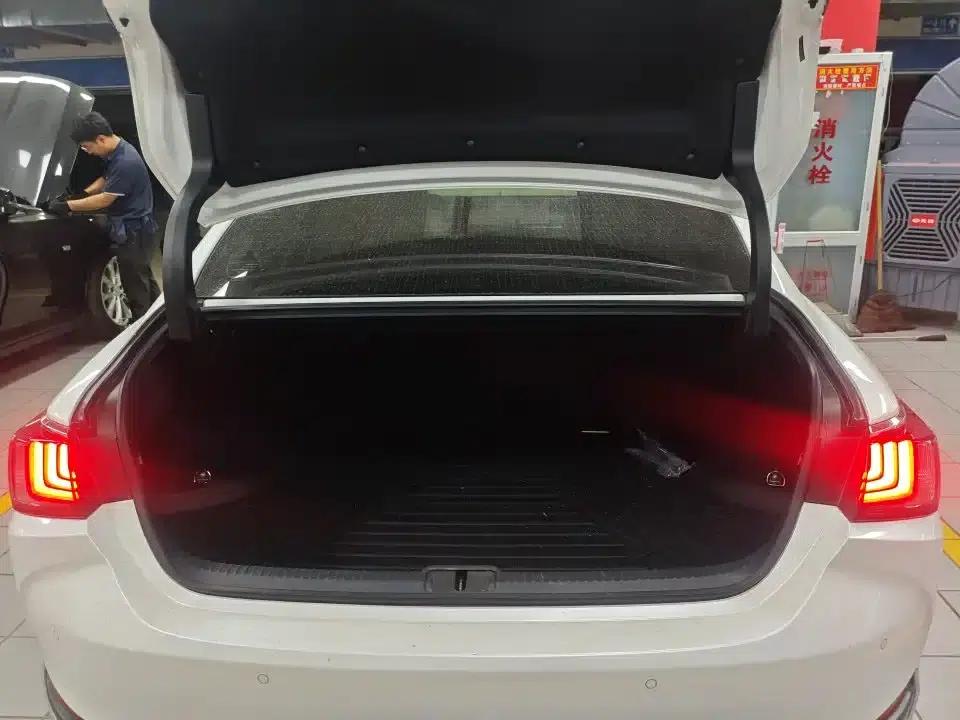 Lexus ES 2021 Model 200 Premium Edition — миниатюра 7