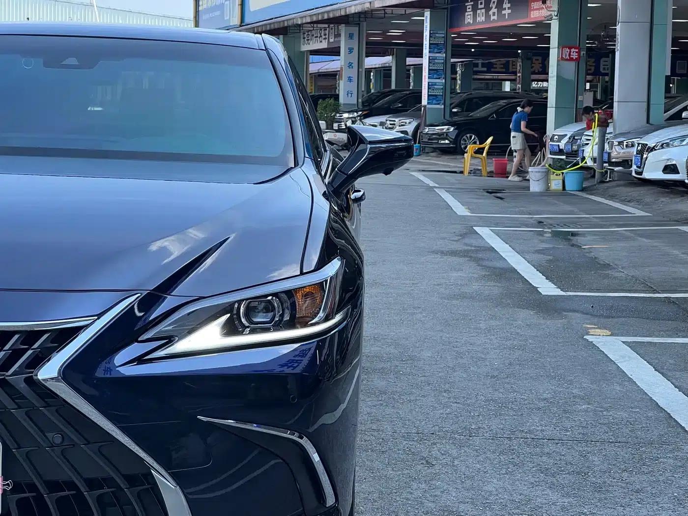 Lexus ES 2023 200 Premium Edition — миниатюра 15