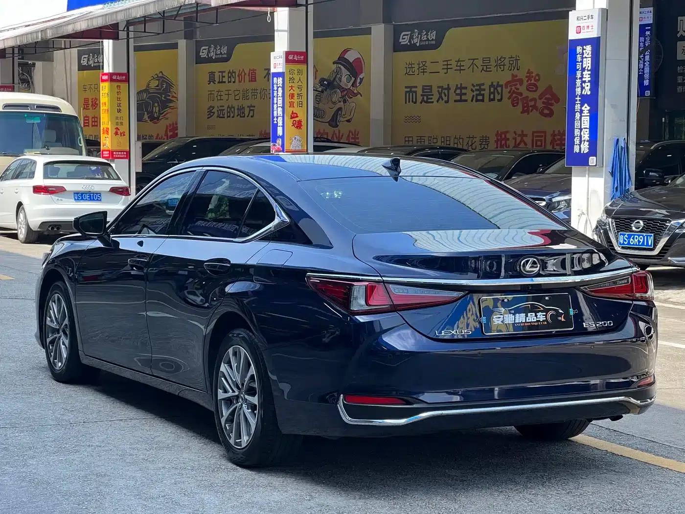 Lexus ES 2023 200 Premium Edition — миниатюра 6