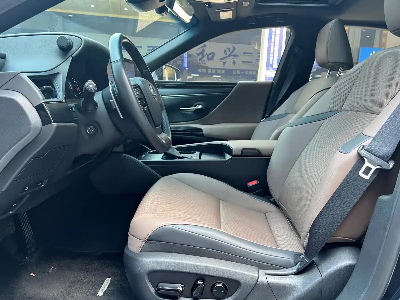 Lexus ES 2023 200 Premium Edition — миниатюра 9