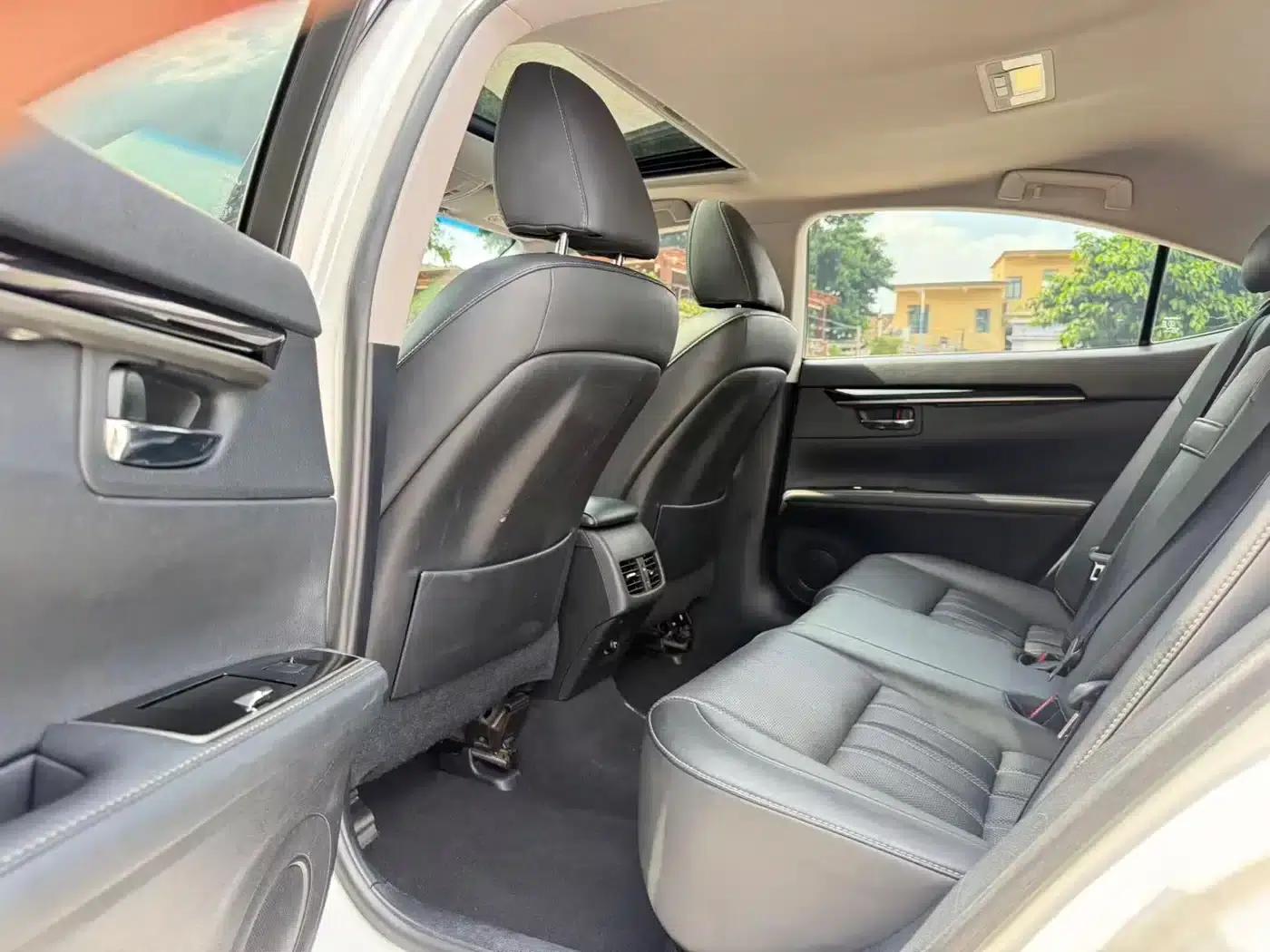 Lexus ES 2015 200 Elite Edition — миниатюра 8