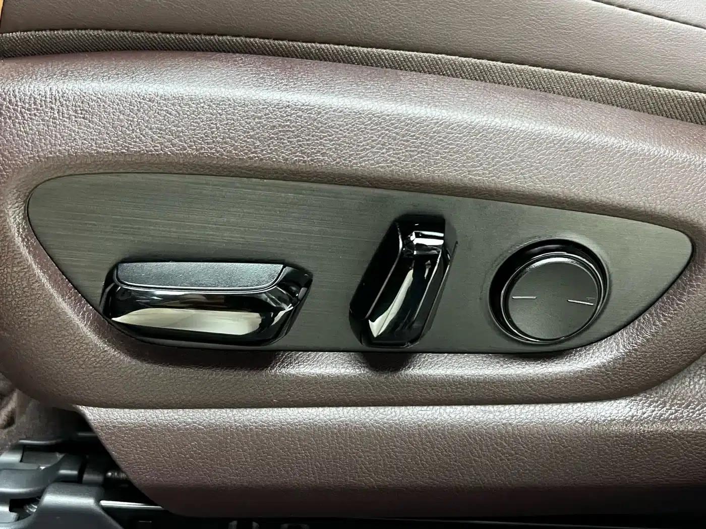 Lexus ES 2021 300h Premium Edition — миниатюра 20