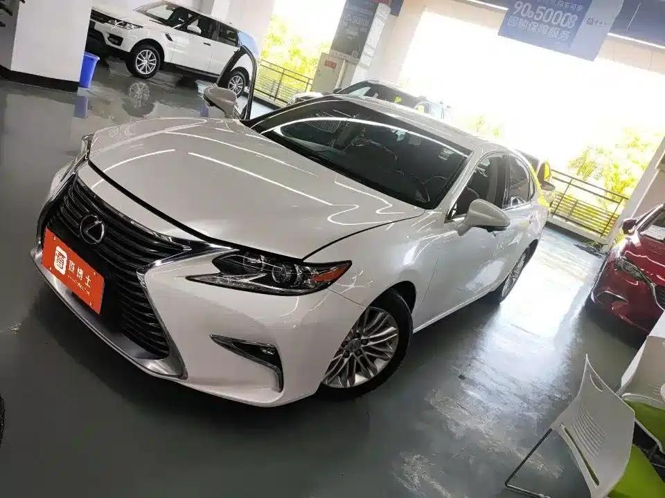 Lexus ES 2015 200 Elite Edition — миниатюра 1