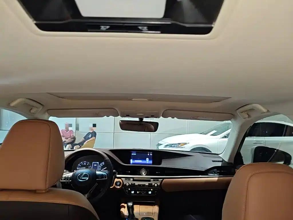 Lexus ES 2015 200 Elite Edition — миниатюра 18