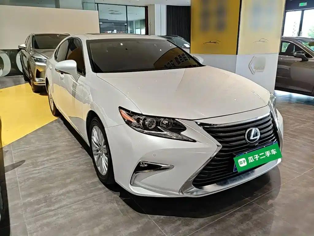 Lexus ES 2015 200 Elite Edition — миниатюра 4