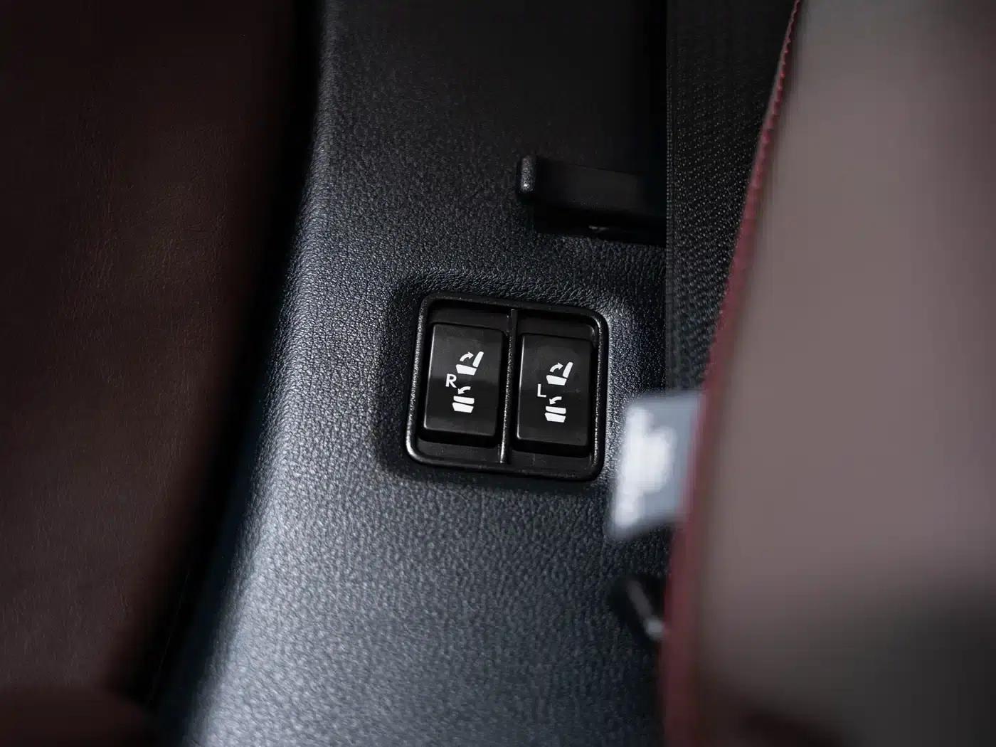 Lexus RX 2020 Facelift 450hL AWD Elegant 7-Seater — миниатюра 28