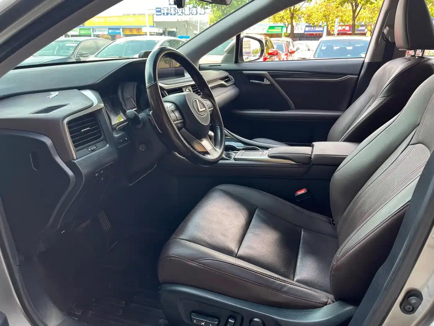 Lexus RX 2020 Facelift 300 AWD Luxury Edition — миниатюра 8