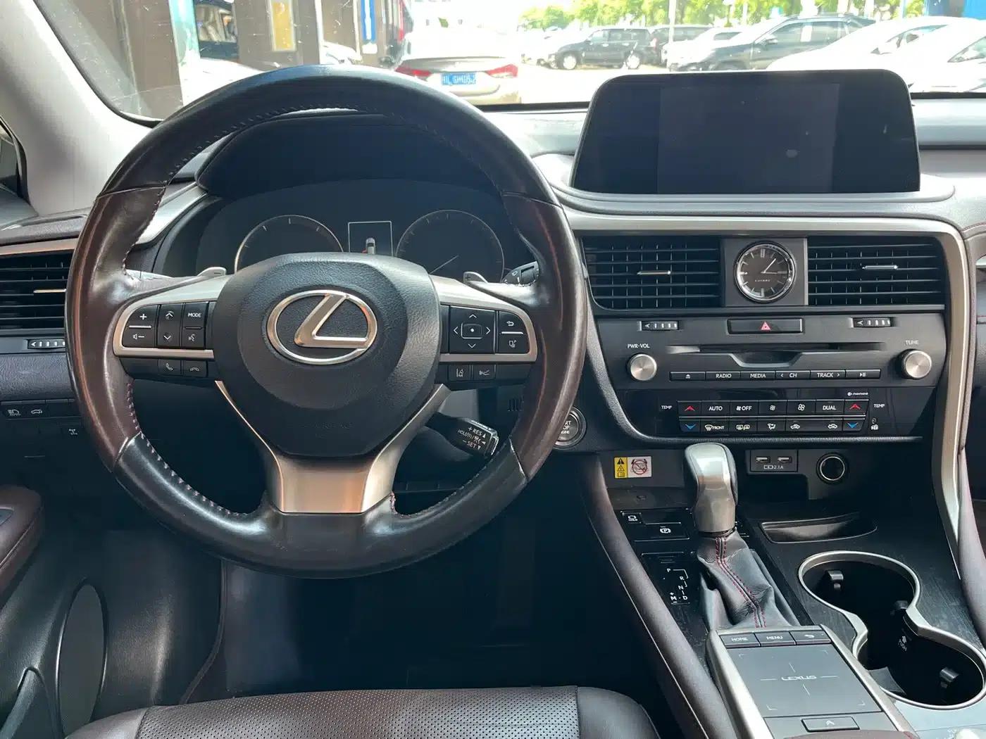 Lexus RX 2020 Facelift 300 AWD Luxury Edition — миниатюра 10