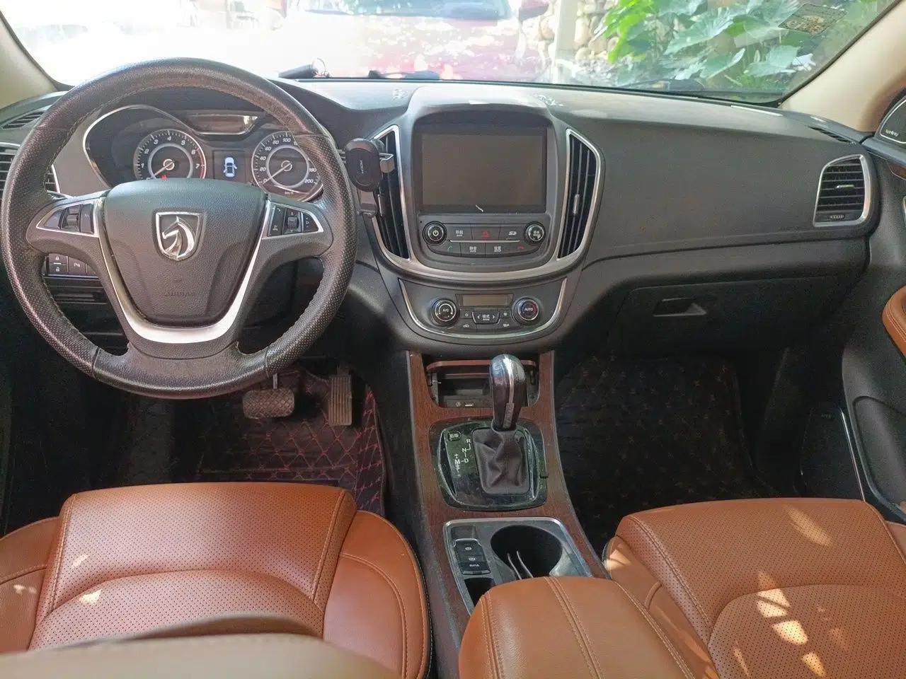 Baojun 560 2017 Rhythmic Edition 1.8L iAMT Prestige Model — миниатюра 9