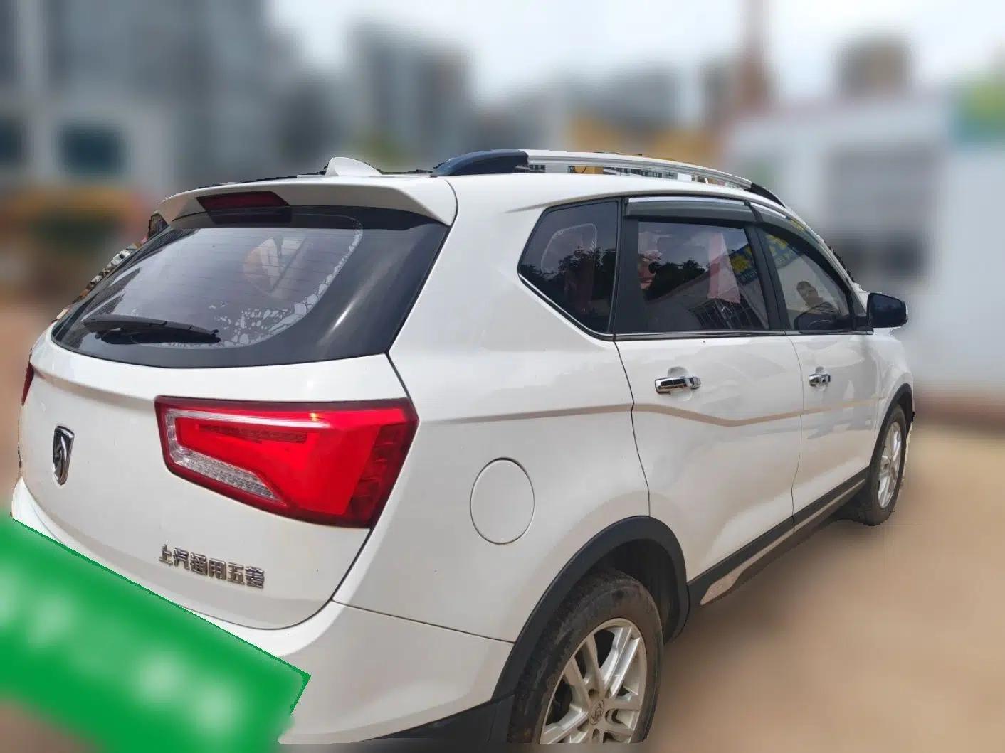 Baojun 560 2015 1.8L Manual Elite Edition — миниатюра 6