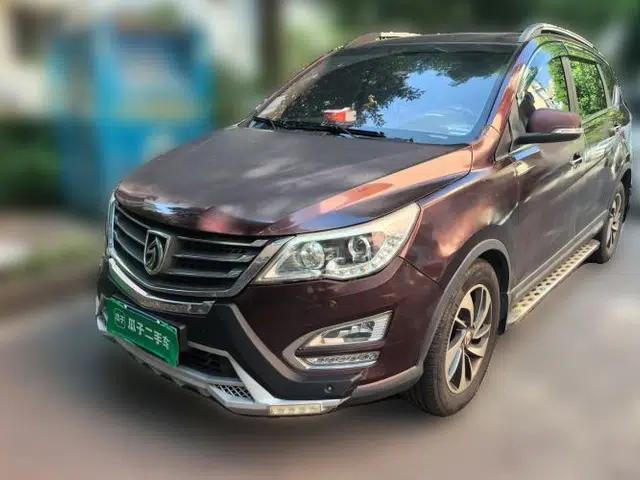 Baojun 560 2016 1.5T Manual Luxury Model
