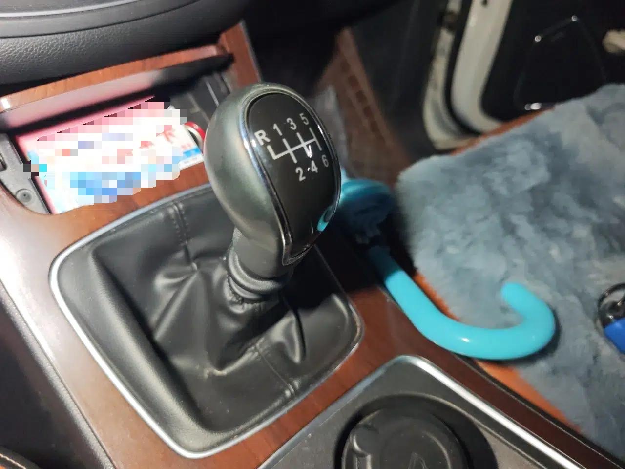 Baojun 560 2017 Rhythmic Edition 1.5T Manual Premium Model — миниатюра 14